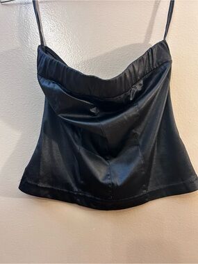 Satin-Look Black strapless Top
